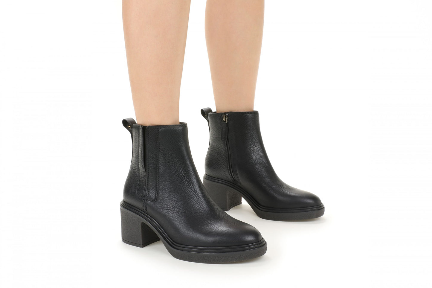 Vionic Savannah - Women's Supportive Orthotic Ankle Boot with Arch Support - Black - Lifestyle