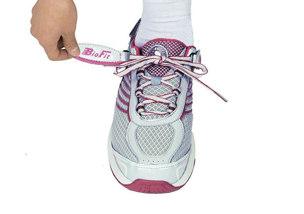 OrthoFeet Verve Tie Women's Sneakers Tie-Less Heel Strap - Fuchsia - 4