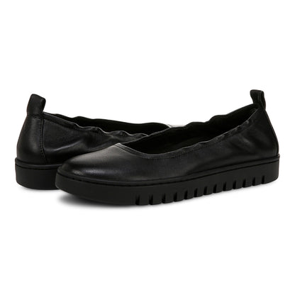 Vionic Uptown Balle womens Slip On/Loafer/Moc Shoe - Black - pair left angle