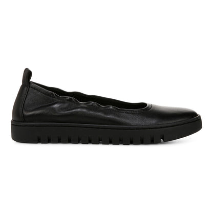 Vionic Uptown Balle womens Slip On/Loafer/Moc Shoe - Black - Right side