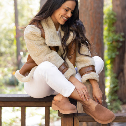 Reef Vista Skye view 9 - Walnut Suede