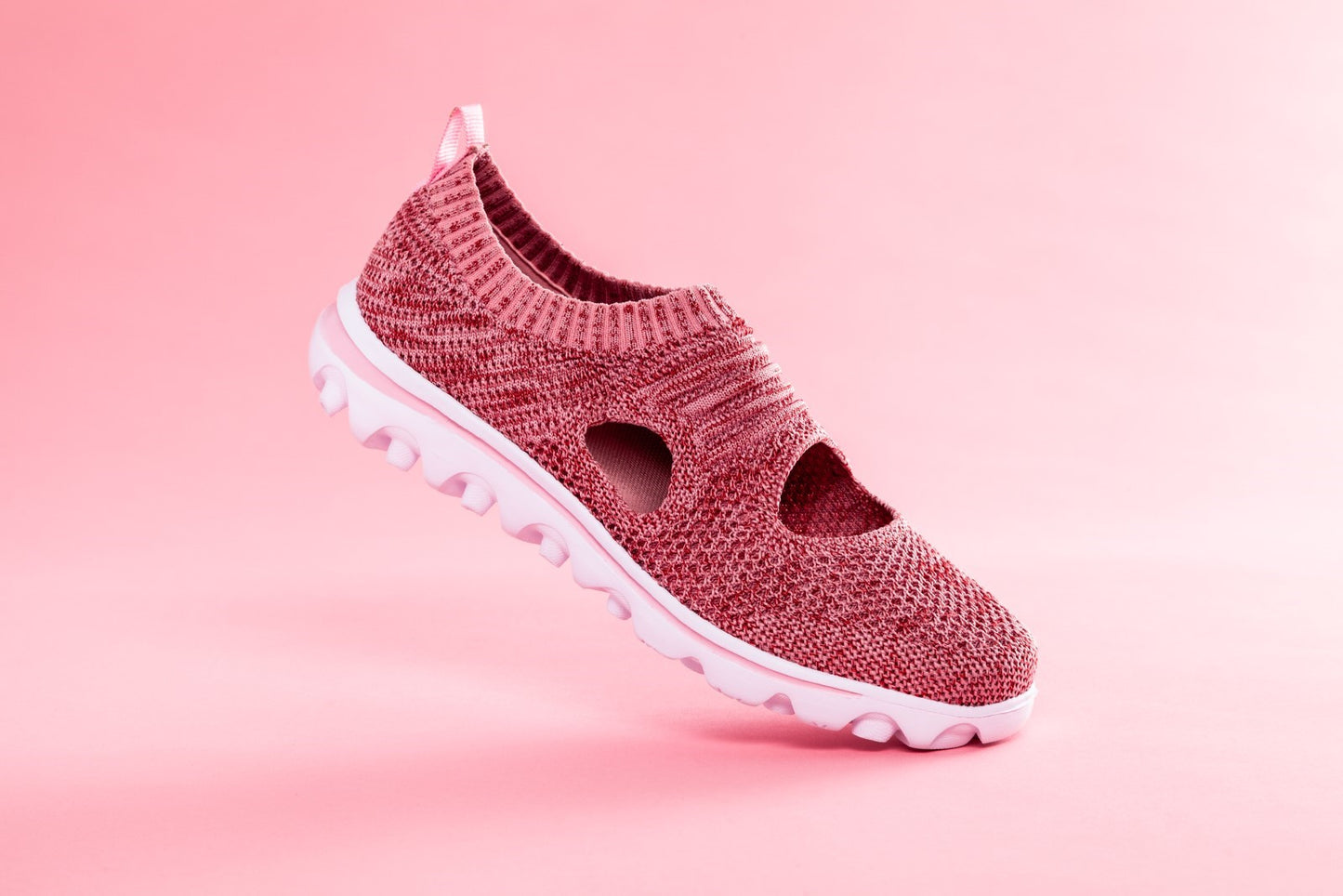 Propet Women's TravelActiv Avid Sneakers - Lifestyle