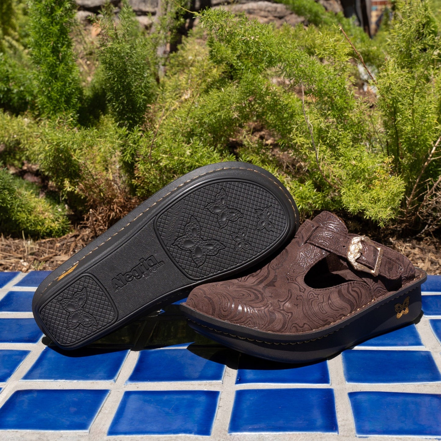 Alegria Classic Rocker Comfort Arch Support Women's Clog - Swirling Brown - 2