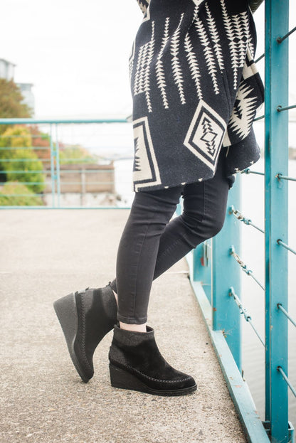 Pendleton Women\'s Arago Zip Wedge Wool &amp; Waterproof - Lifestyle