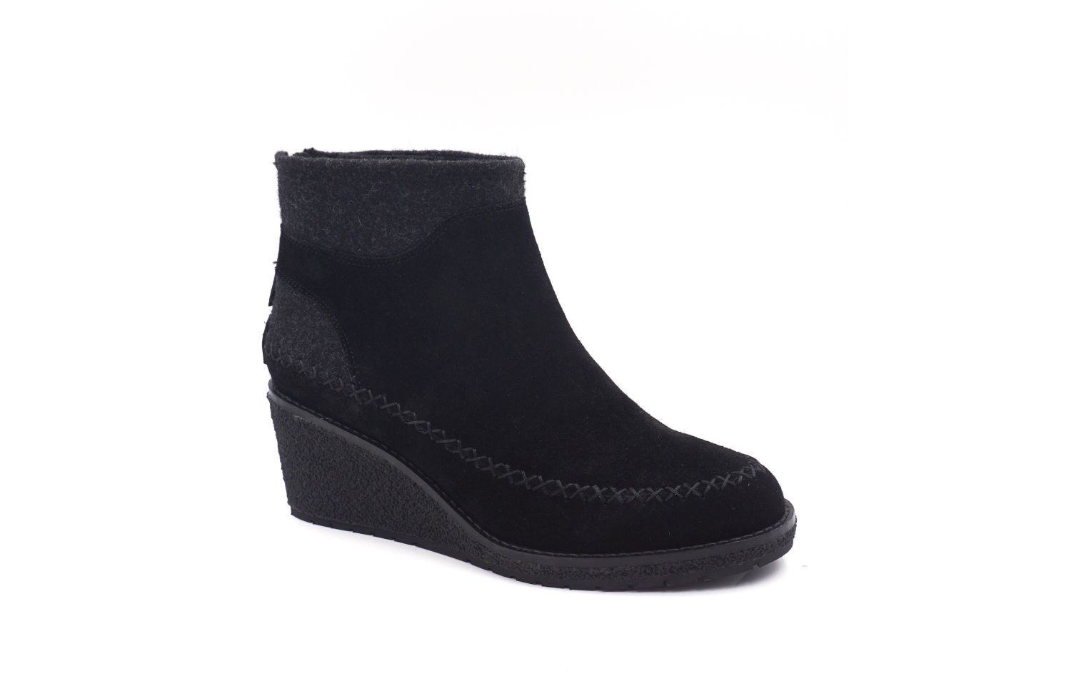 Pendleton Women's Arago Zip Wedge Wool &amp; Waterproof - Black - Angle
