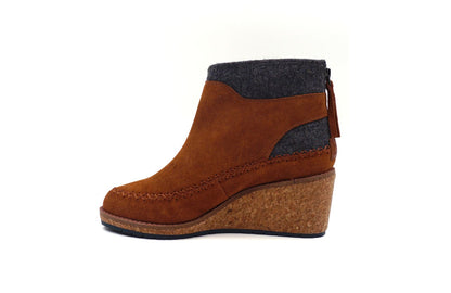 Pendleton Women's Arago Zip Wedge Wool &amp; Waterproof - Caramel Cafe - Medial Side