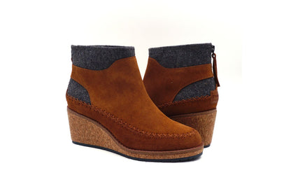 Pendleton Women's Arago Zip Wedge Wool &amp; Waterproof - Caramel Cafe - Pair