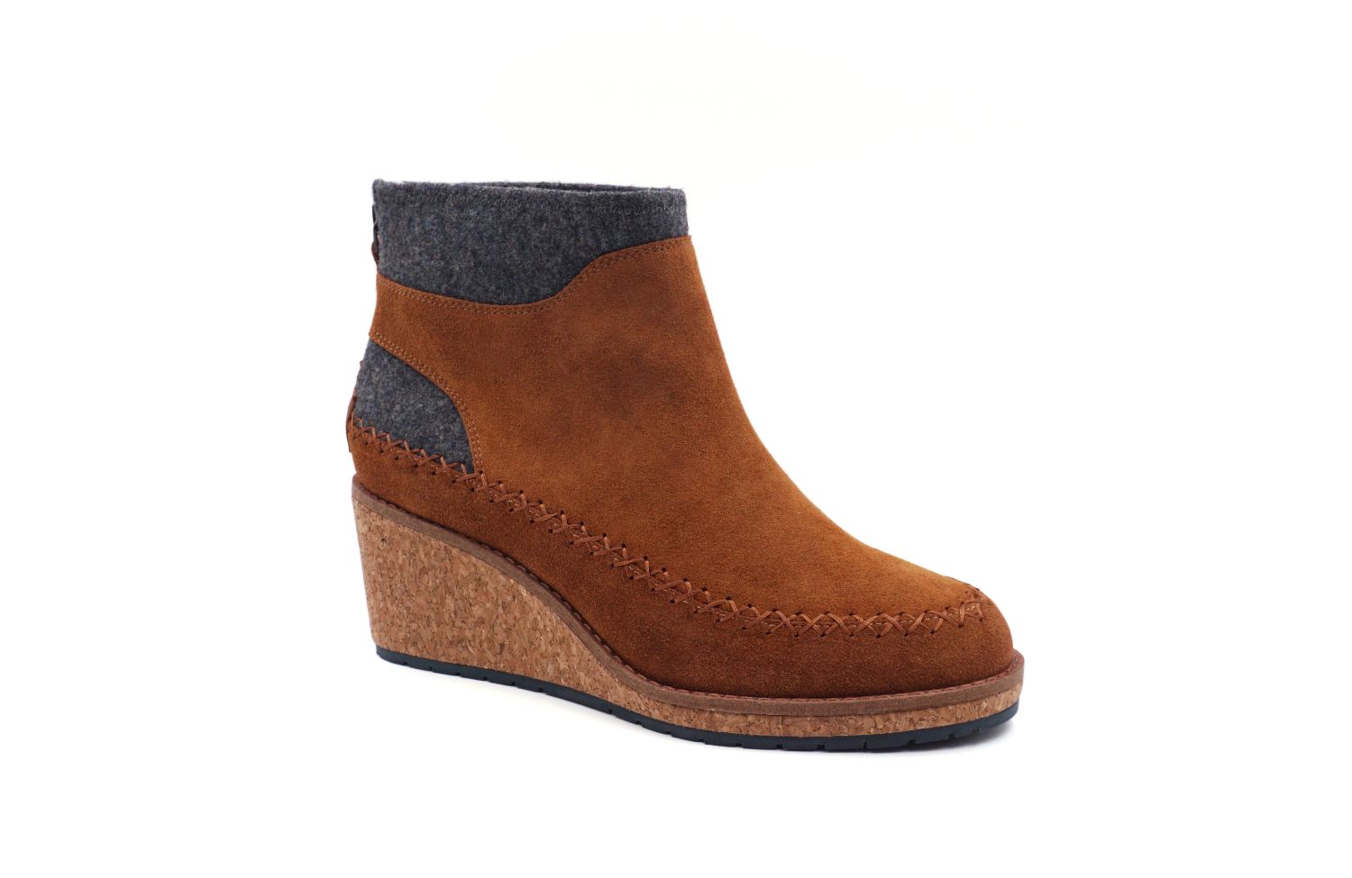 Pendleton Women's Arago Zip Wedge Wool &amp; Waterproof - Caramel Cafe - Angle