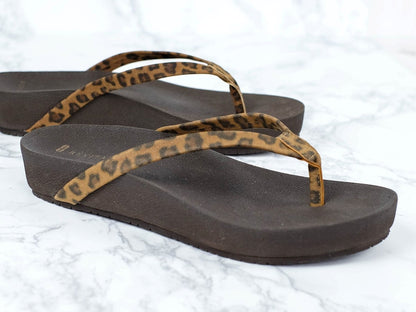 Revitalign Sandy Arch Supportive Platform Sandal - Leopard angle pair