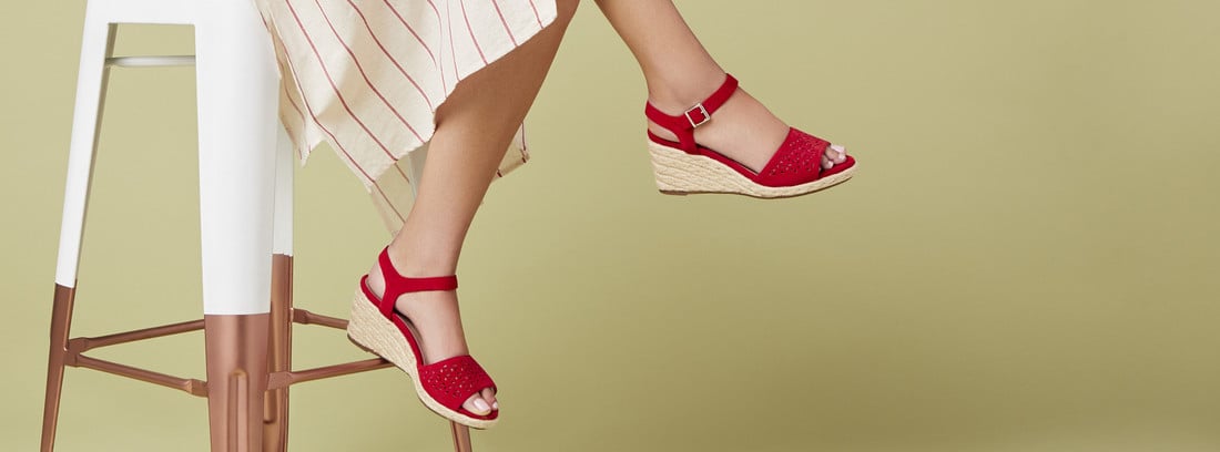 Vionic Ariel Women's Wedge Black Cherry Nude